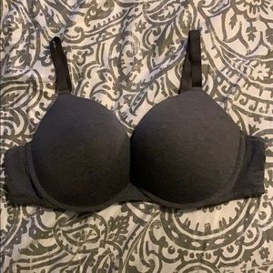 44D gray bra